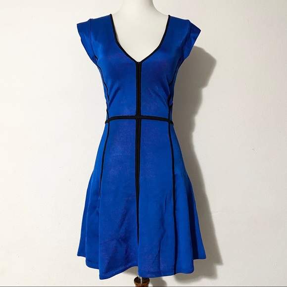 French Connection Dresses & Skirts - FRENCH CONNECTION Black And Blue Dress